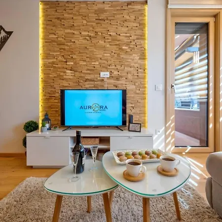 Apartment Aurora Onore